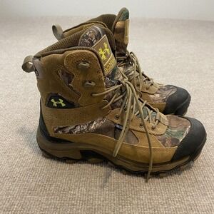 Under Armour Bozeman Boots Kids Size 5 Brown Camo Waterproof Winter 1266849-946